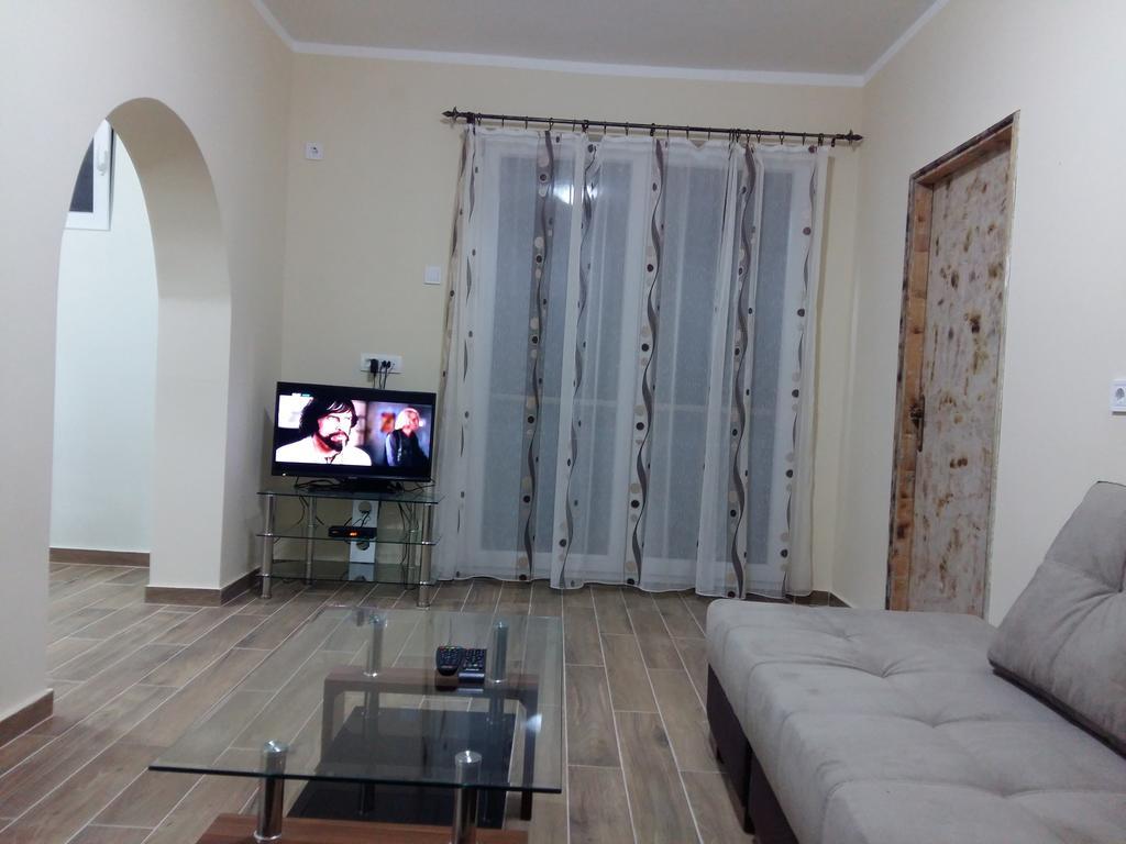 Apartment Radovan Rijeka Crnojevića Esterno foto