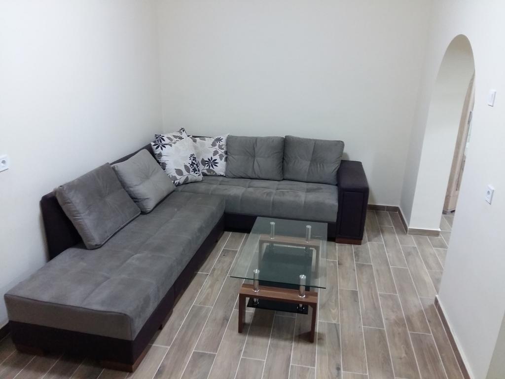 Apartment Radovan Rijeka Crnojevića Esterno foto